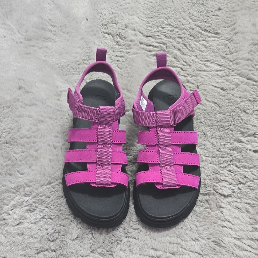 UGG magenta pink strappy sandals size 7